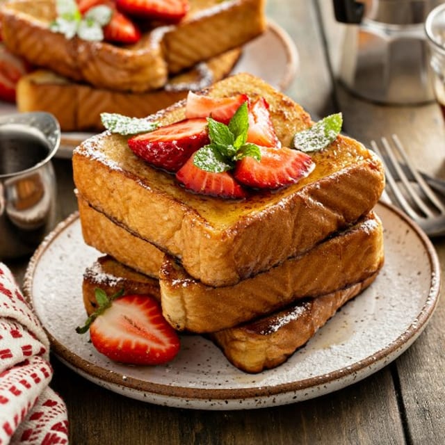 6 Pieces French Toast.